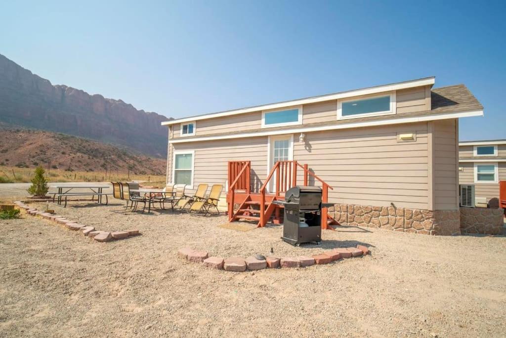 Redrock Moab Tiny House W Large Loft Site 8 빌라 외부 사진